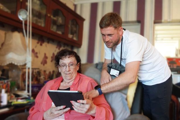 Bridging the Digital Divide: Quickline and Age UK Empower East Yorkshire’s Seniors